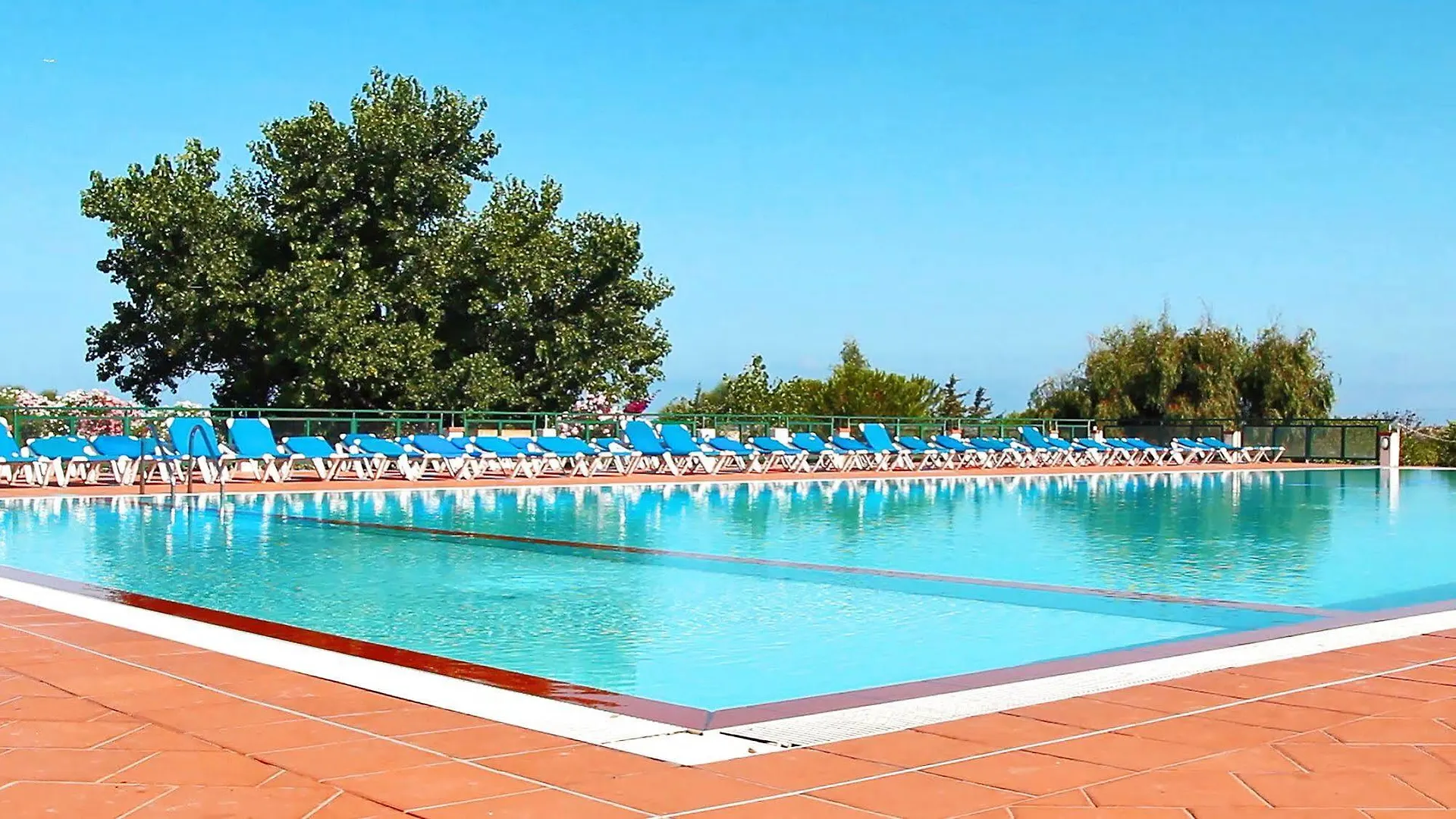 Villaggio Dei Pini Platamona 3*,